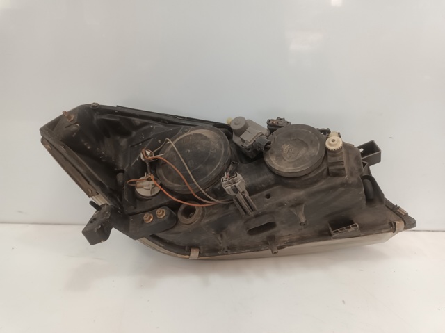 26060AU800 Faro izquierdo  disponible Utrera