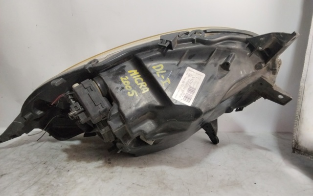 Faros delanteros 26060AX700 NISSAN