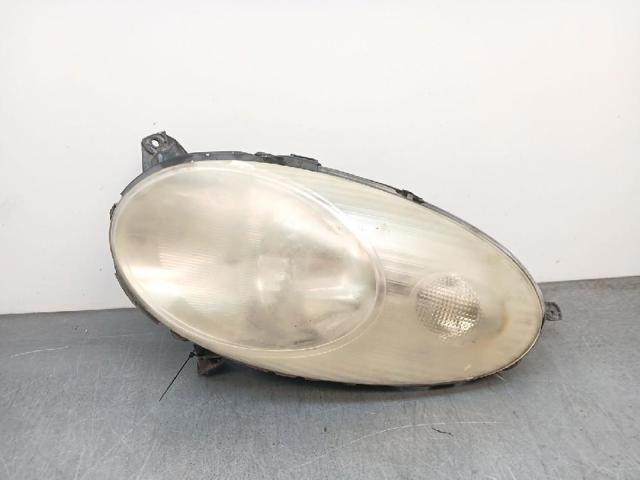 26060AX700 Faro izquierdo  disponible Utrera