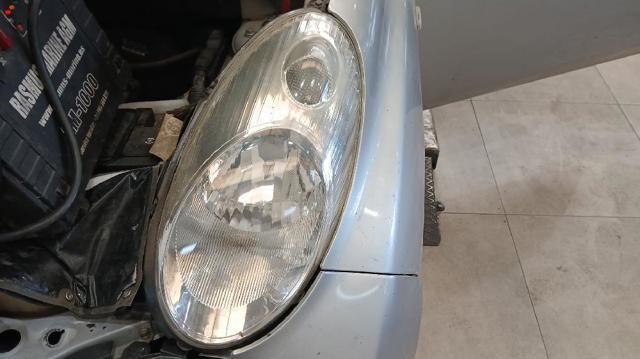 26060AX700 Faro izquierdo  comprar en Pontevedra