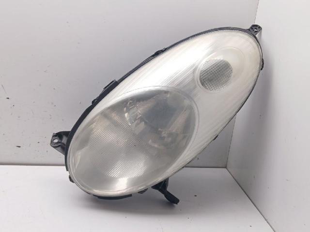 26060AX700 NISSAN Faro izquierdo  en stock Huelva