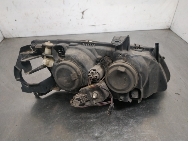 Luz frontal Nissan Almera II (N16)