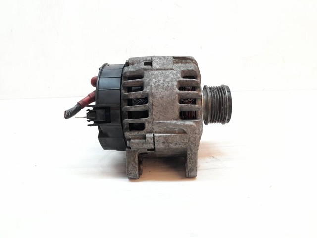 2606272D RENAULT Alternador  en stock Gandía