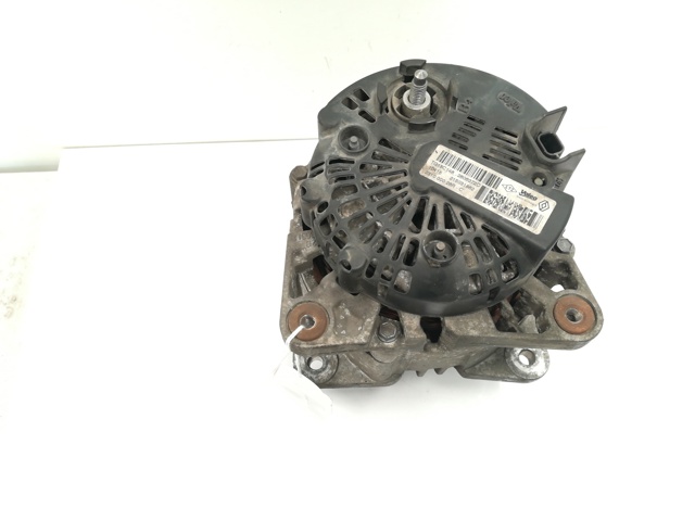RENAULT 2606272D Alternador  en stock Salamanca