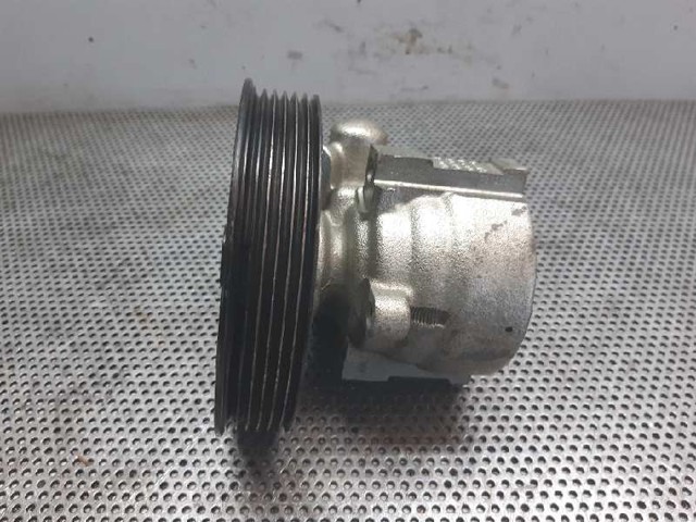 26090956 RENAULT Bomba de dirección  en stock Gandía