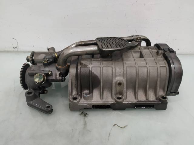 Comprar Bomba de aceite KIA Carnival II GQ a bajo precio