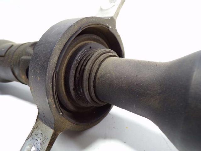 BMW 26107567953 Árbol de transmisión trasero completo  comprar en Ponferrada