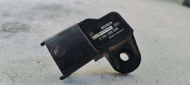Sensor de presión del aire de admisión 261230030 FIAT