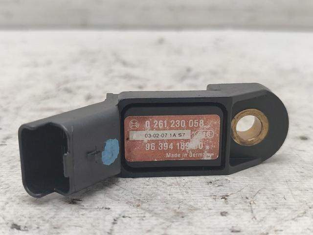 Sensor de presión del aire de admisión 261230058 PEUGEOT