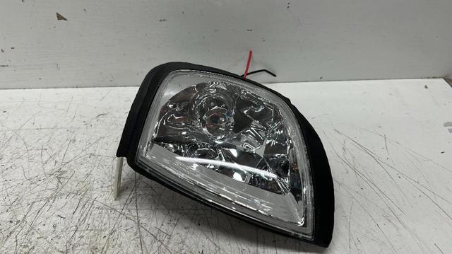 Luz indicadora izquierdo 261350X000 NISSAN