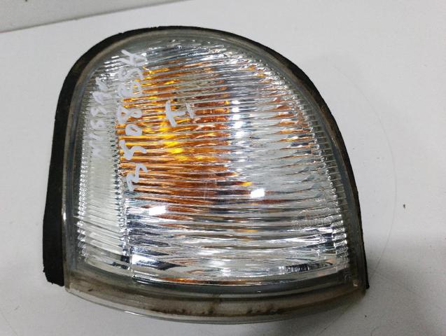 Luz indicadora izquierdo 261357C000 NISSAN
