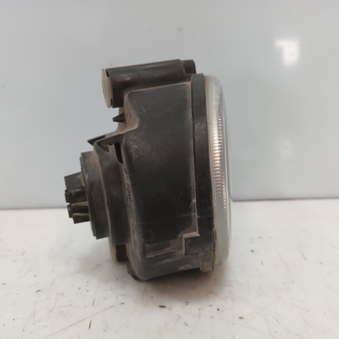 2615000Q03 Faro antiniebla derecho  disponible Burgos