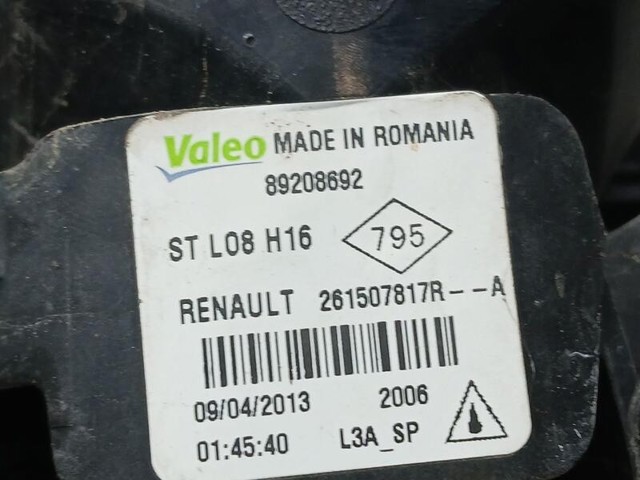 261507817R Luz antiniebla trasera  en stock Granada