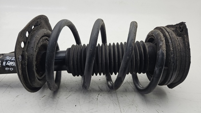 261508992A NISSAN Faro antiniebla derecho  en stock Gandía