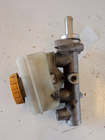 SUBARU 26401AG030 Cilindro principal de freno  disponible Valladolid