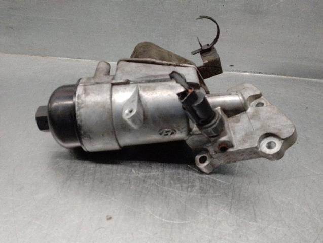 HYUNDAI 264102A100 Radiador de aceite  disponible Valladolid