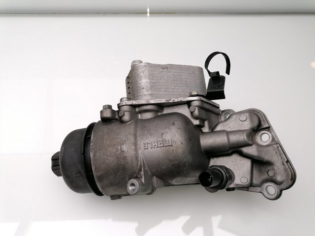 264102A501 HYUNDAI Radiador de aceite debajo del filtro  disponible Vigo