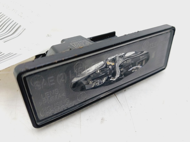 RENAULT 265101139R Luz de matrícula trasera  disponible Lugo