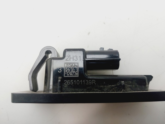265101139R Luz de matrícula trasera  disponible Burgos