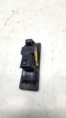 RENAULT 265108990C Luz matricula  en stock Salamanca