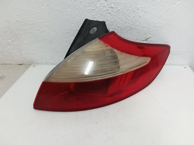 265500007R Piloto trasero exterior derecho  comprar en Reus