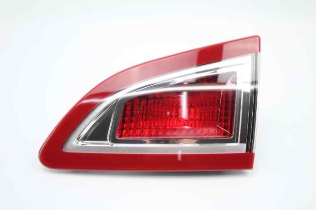 RENAULT 265500018R Piloto trasero interior derecho  disponible Valladolid
