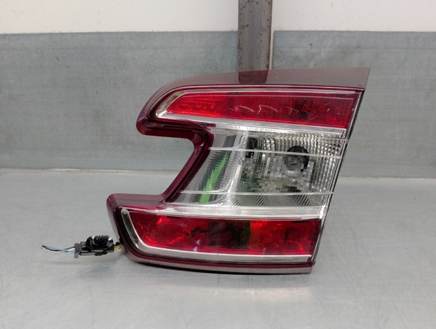 265500027R RENAULT Piloto trasero interior derecho comprar Madrid