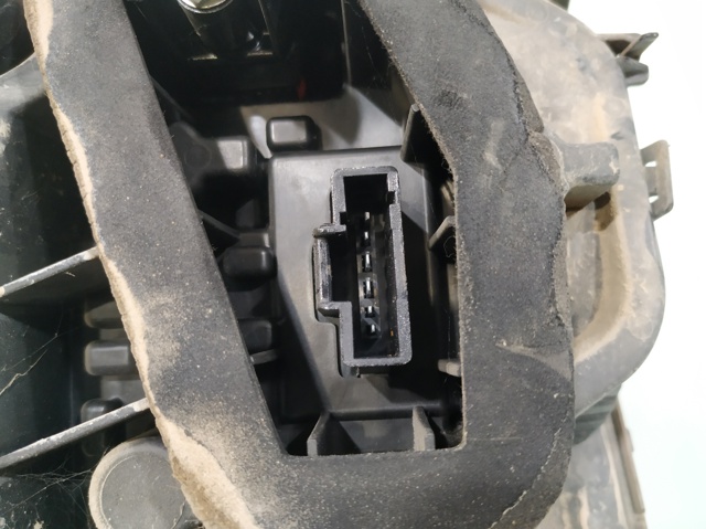 RENAULT 265500465R Piloto trasero derecho comprar Barcelona