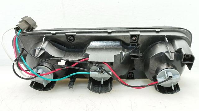 NISSAN 265500X001 Luz trasera de parachoques derecha  en stock Salamanca