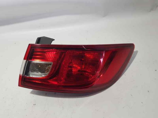 RENAULT 265502631R Piloto trasero exterior derecho  en stock Salamanca