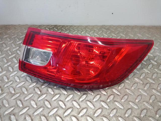 265502631R Piloto trasero exterior derecho  en stock Granada