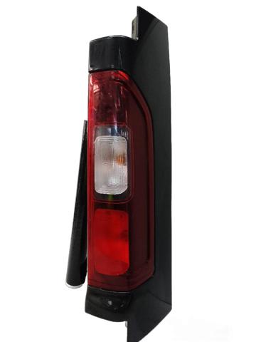265504656R RENAULT Piloto trasero derecho superior  en stock Huelva