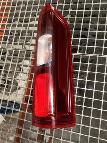 265504656R Piloto trasero derecho superior comprar Almería