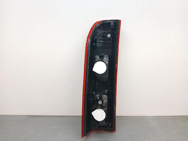 265504656R Piloto trasero derecho superior  disponible Utrera