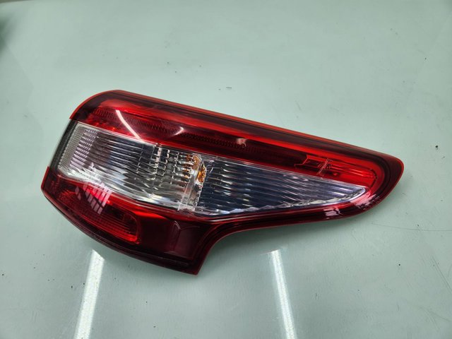 NISSAN 265504EA0A Piloto trasero exterior derecho  en stock Salamanca