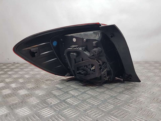 265506147R RENAULT Piloto trasero derecho comprar Madrid