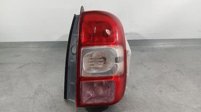  Dacia Duster  (HS)