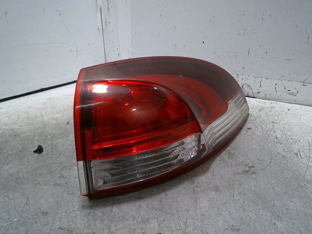 RENAULT 265507408R Piloto trasero derecho comprar Barcelona