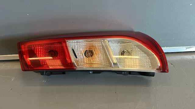 RENAULT 265509604R Piloto trasero derecho comprar Barcelona