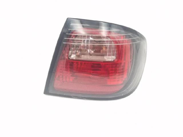 Piloto trasero exterior derecho 265509F527 NISSAN