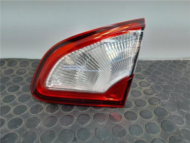 26550BR01A NISSAN Piloto trasero interior derecho  en stock Córdoba