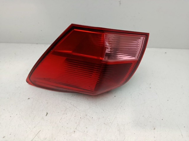 26550EY00A NISSAN Piloto trasero exterior derecho  disponible Vigo