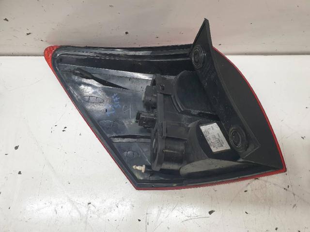 26550JD000 NISSAN Piloto trasero exterior derecho  en stock Gandía