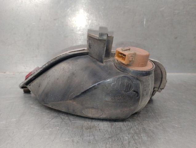 265540003R Luz antiniebla trasera derecha  en stock Sabadell