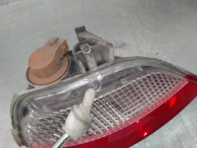RENAULT 265540003R Luz antiniebla trasera derecha  en stock Salamanca