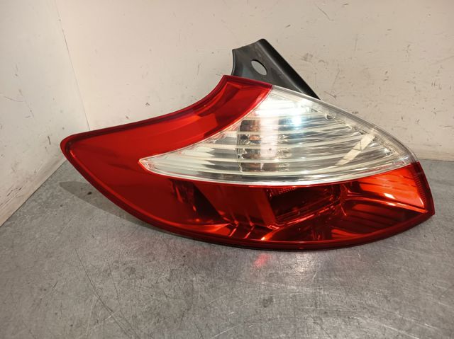 RENAULT 265550007R Piloto trasero exterior izquierdo  en stock Valencia