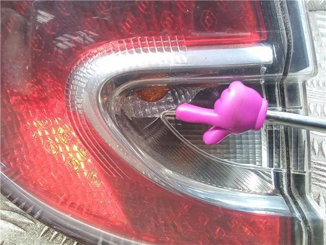 265550010R Piloto trasero exterior izquierdo  en stock Sabadell