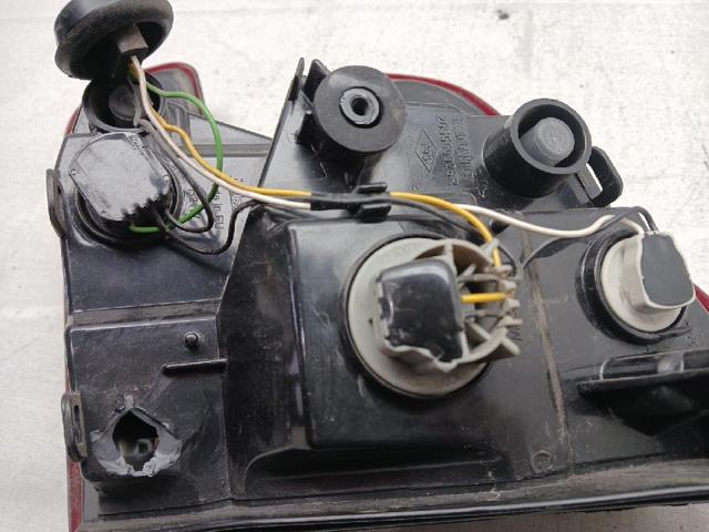 265550028R Piloto trasero interior izquierdo  disponible Utrera