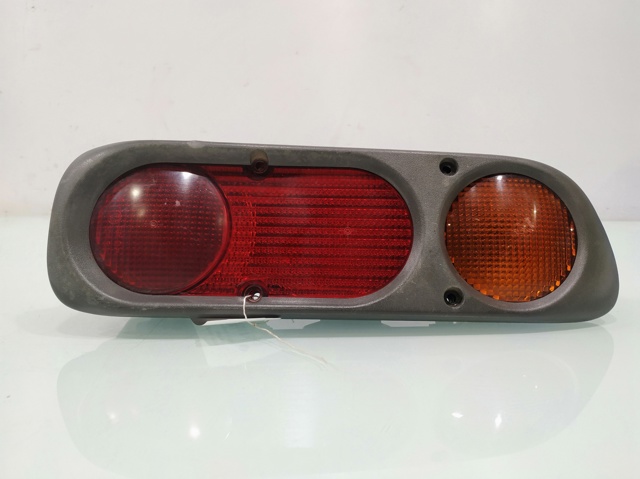 NISSAN 265550X001 Piloto trasero izquierdo de parachoques  comprar en Albacete