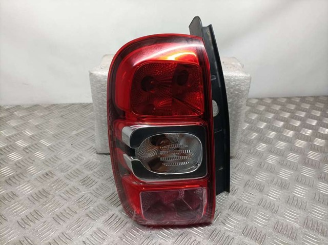Piloto trasero izquierdo 265551679R RENAULT